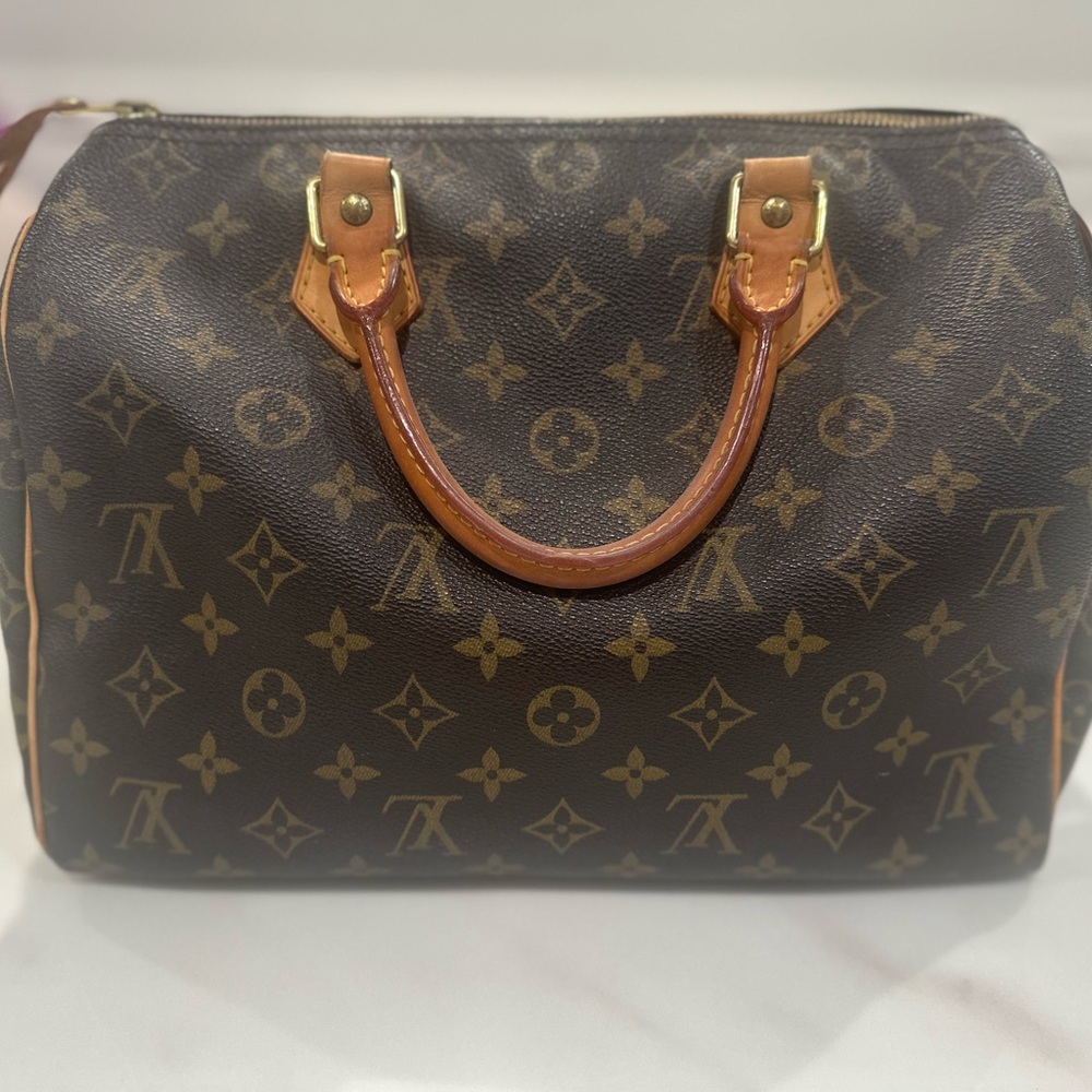 Louis Vuitton Speedy 30